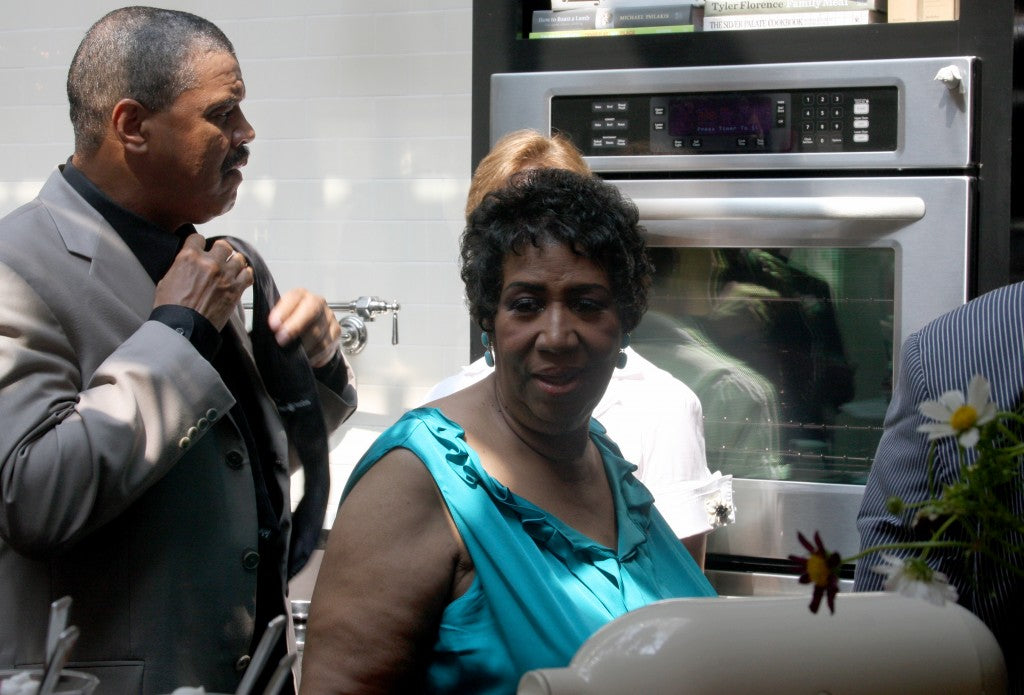 Aretha Franklin Digs House Beautiful's Kitchen of the Year!
