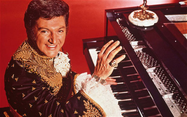Fab Friday Icons: Liberace
