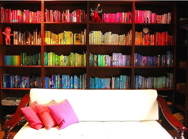 Nerdy Chic: Organizing & Decorating Your Bookcase