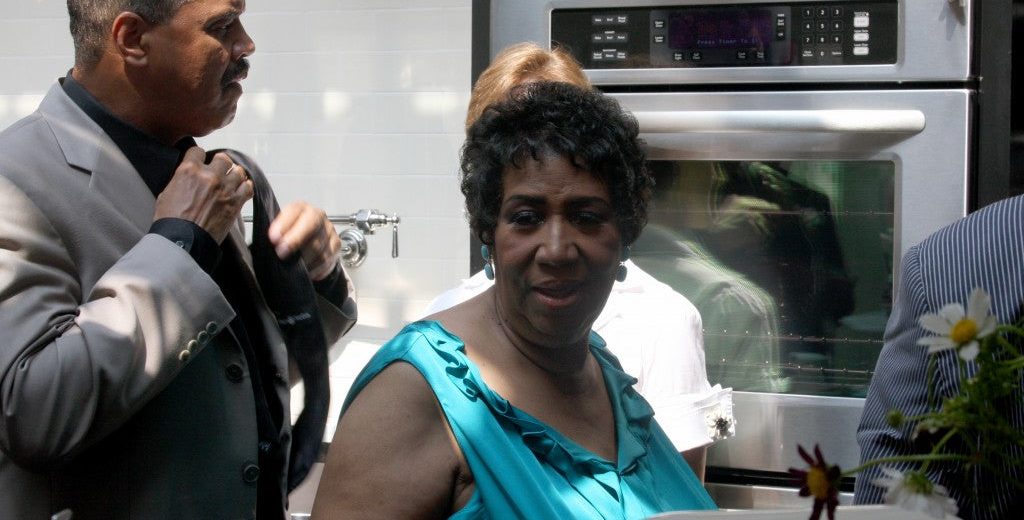 Aretha Franklin Digs House Beautiful’s Kitchen of the Year!