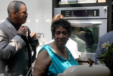 Aretha Franklin Digs House Beautiful’s Kitchen of the Year!