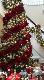 Fab Friday: My HGTV Holiday Special Airs Tonight!